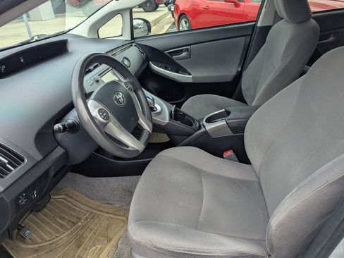 Used 2015 Toyota Prius Two image 24