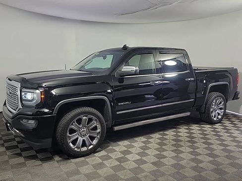 Used 2018 GMC Sierra 1500 Denali w/ Denali Ultimate Package AWD/4WD image 11