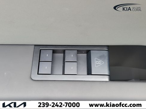 Used 2026 Tesla Cybertruck AWD Crew Cab image 23