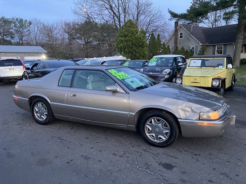 Used 2000 Cadillac Eldorado ESC w/ Comfort/Convenience Pkg FWD image 6