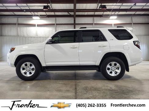 Used 2024 Toyota 4Runner SR5 Premium image 1