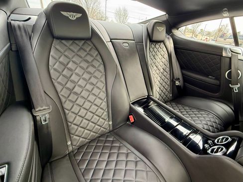 Used 2017 Bentley Continental GT image 16