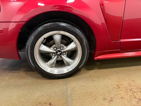 Used 2004 Ford Mustang GT RWD image 84