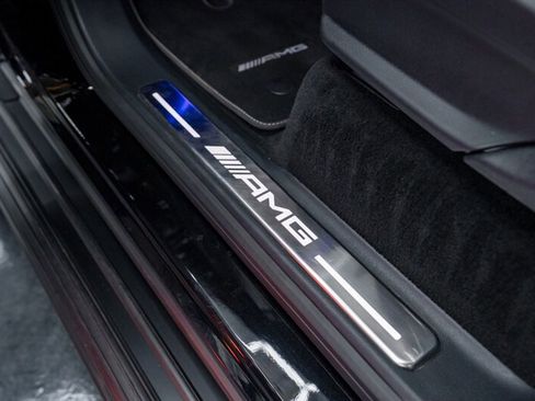 Used 2025 Mercedes-Benz G 63 AMG AMG G 63 image 23