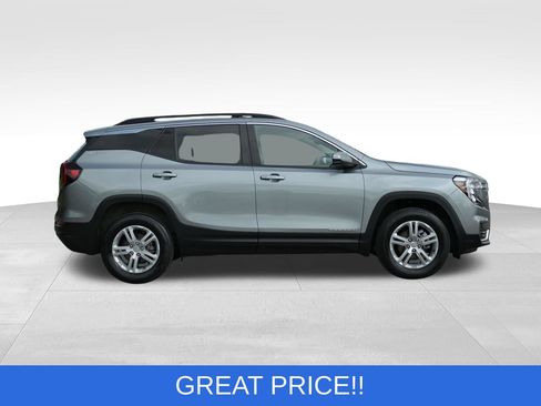 Used 2023 GMC Terrain SLE w/ Driver Convenience Package AWD/4WD image 15