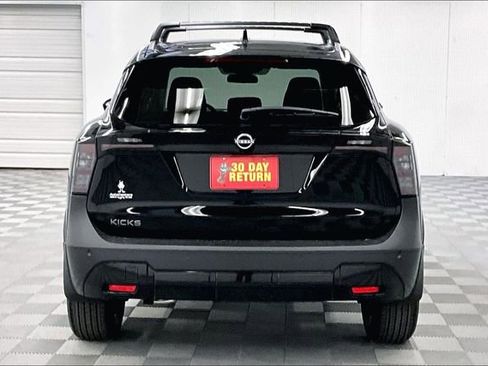 New 2026 Nissan Kicks SV w/ Charging Package image 5