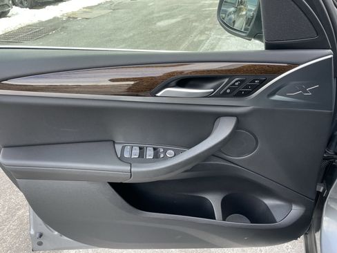 Used 2024 BMW X3 xDrive30i w/ Convenience Package image 12