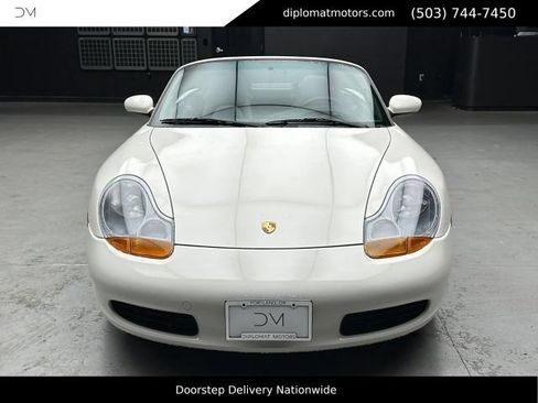 Used 2000 Porsche Boxster RWD image 13