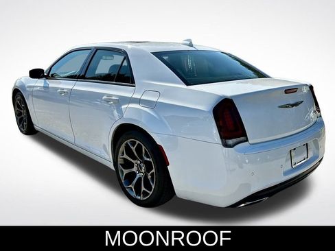 Used 2017 Chrysler 300 S w/ 300S Premium Group image 7