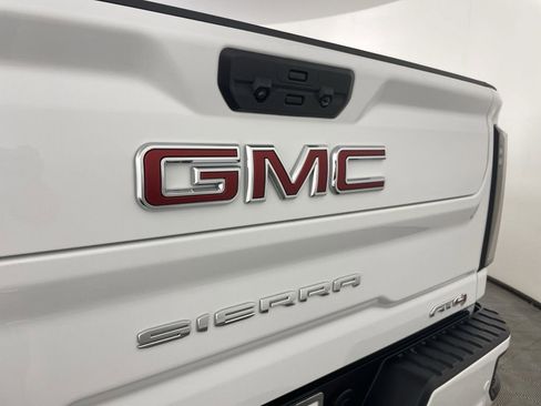Used 2025 GMC Sierra 2500 AT4 w/ AT4 Premium Plus Package image 33