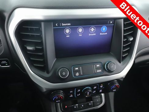 Used 2021 GMC Acadia SLE w/ Driver Convenience Package image 5