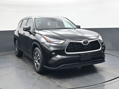 Used 2023 Toyota Highlander L