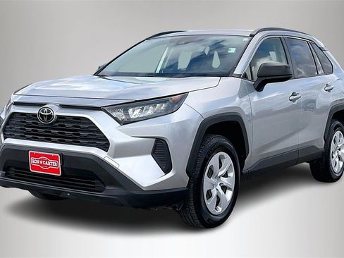 Used 2019 Toyota RAV4 LE image 2