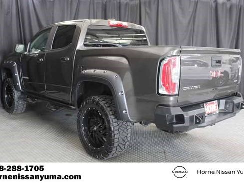 Used 2019 GMC Canyon SLE image 16