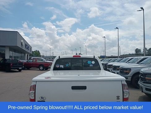 Used 2014 Toyota Tacoma 4x4 Double Cab w/ SR5 Package image 10