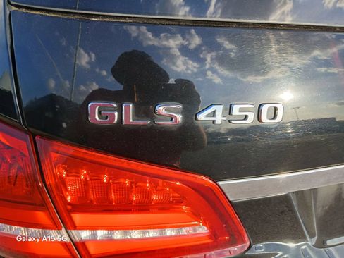Used 2017 Mercedes-Benz GLS 450 4MATIC w/ Premium Package image 15