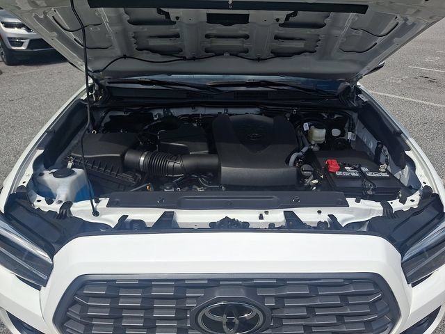 Used 2023 Toyota Tacoma TRD Sport w/ Technology Package AWD/4WD image 27