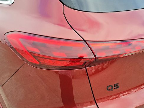 New 2025 Audi Q5 Premium Plus image 34