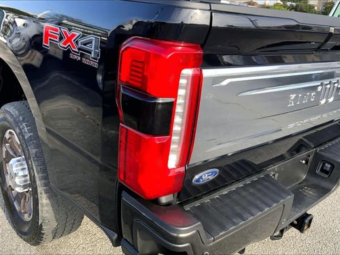 Used 2024 Ford F250 King Ranch image 25