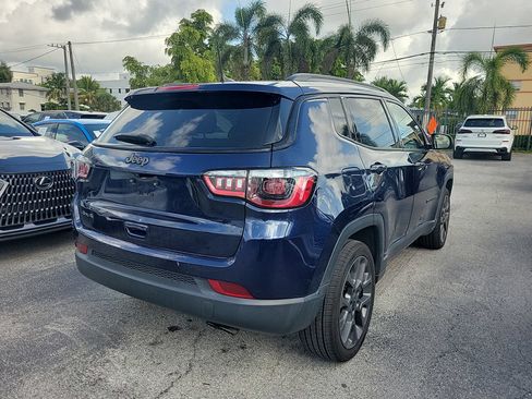 Used 2021 Jeep Compass Latitude w/ Sun and Sound Group AWD/4WD image 9