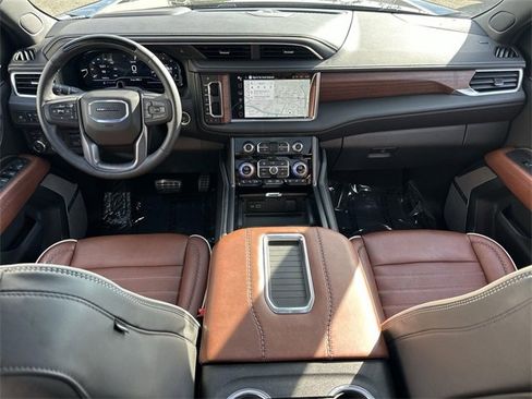 Used 2024 GMC Yukon Denali Ultimate image 20