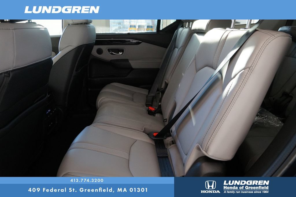 Used 2025 Honda Pilot EX-L image 28