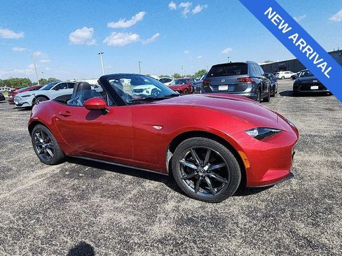 Used 2016 MAZDA MX-5 Miata Grand Touring RWD image 1