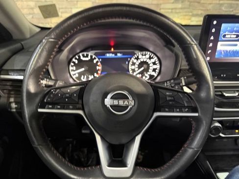 Certified 2023 Nissan Altima 2.5 SR w/ SR Premium Package FWD image 13