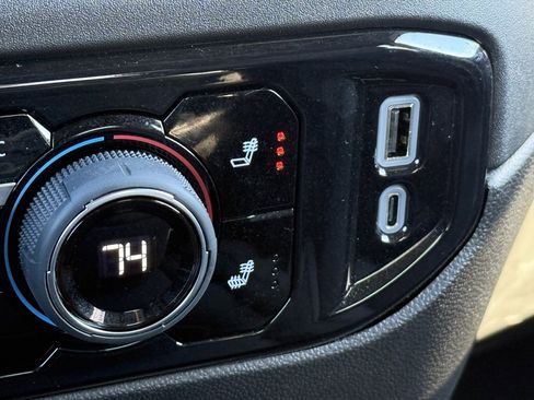 Used 2025 Chevrolet Silverado 1500 LT w/ Protection Package image 30