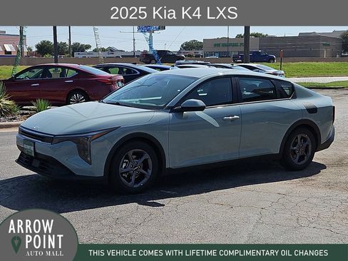 Used 2025 Kia K4 FWD image 5