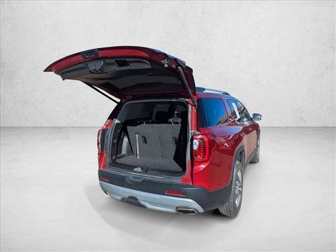 Used 2023 GMC Acadia SLT image 23