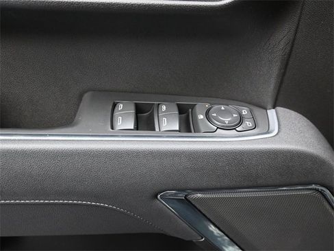 Used 2025 GMC Sierra 1500 Elevation image 10