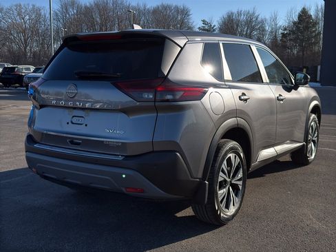 Certified 2023 Nissan Rogue SV image 5