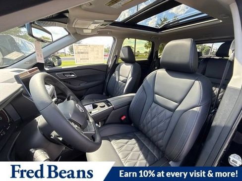 New 2026 Nissan Rogue Platinum w/ Platinum Premium Package AWD/4WD image 6
