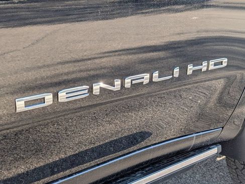 New 2026 GMC Sierra 3500 Denali w/ Denali Reserve Package AWD/4WD image 27