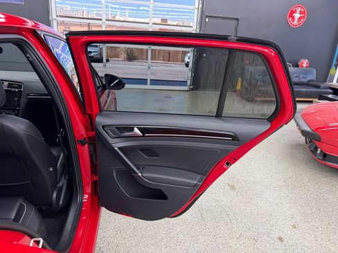 Used 2019 Volkswagen Golf R 4-Door AWD/4WD image 14