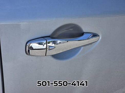 Used 2020 Nissan Pathfinder SV FWD image 9