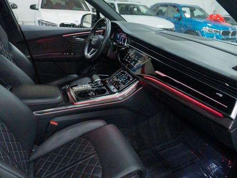 Used 2020 Audi SQ7 Prestige image 36