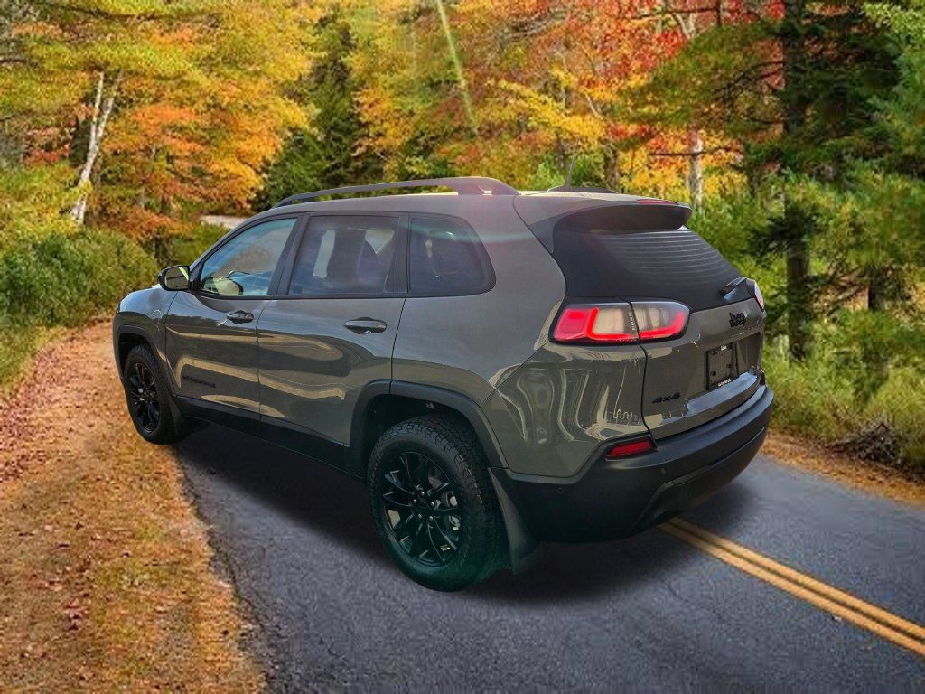 Used 2023 Jeep Cherokee Altitude Lux w/ Lux Elite Package AWD/4WD image 6