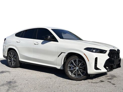 Used 2026 BMW X6 M60i image 2