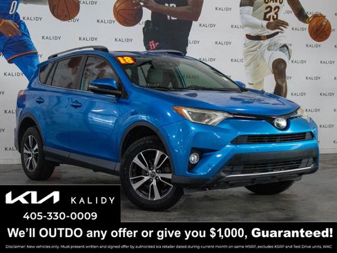 Used 2018 Toyota RAV4 XLE image 1