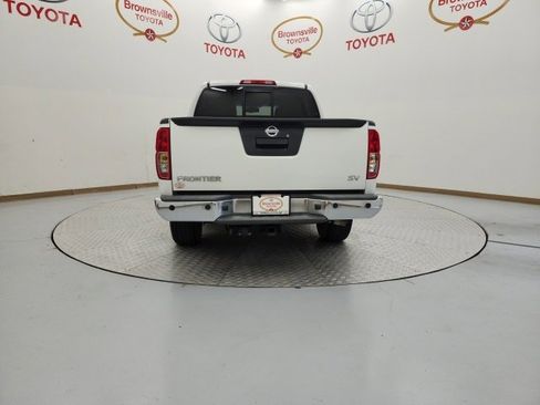 Used 2017 Nissan Frontier SV w/ SV Value Truck Package image 7