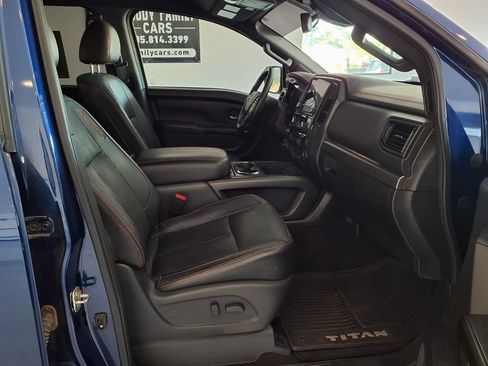 Used 2021 Nissan Titan PRO-4X w/ Pro-4x Convenience Package AWD/4WD image 15
