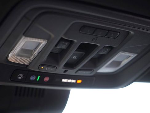 Used 2024 Chevrolet Silverado 3500 High Country w/ Technology Package image 31