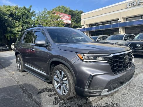 Used 2025 Honda Pilot Elite image 7