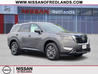 New 2025 Nissan Pathfinder SV