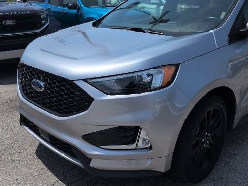 Used 2024 Ford Edge ST-Line AWD/4WD image 11