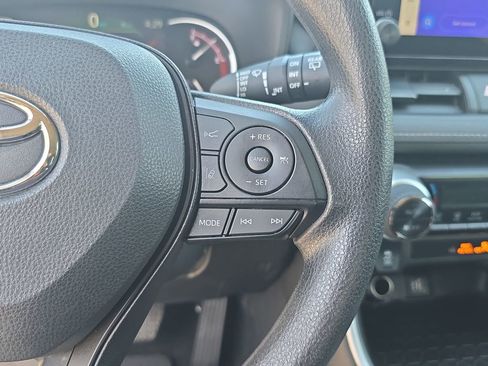 Used 2023 Toyota RAV4 XLE image 15