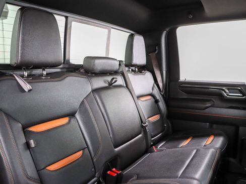 Used 2024 GMC Sierra 2500 AT4 w/ AT4 Premium Plus Package image 32