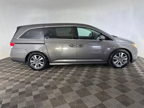 Used 2016 Honda Odyssey Touring image 6